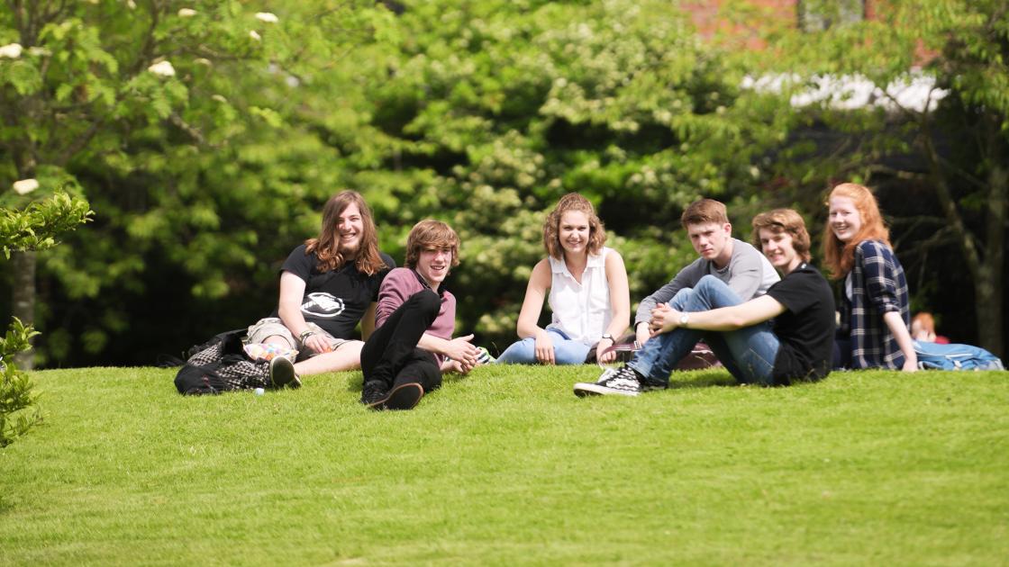 Foto de colégio interno Boarding School na Inglaterra para estudantes internacionais Foto de colégio interno Boarding School na Inglaterra para estudantes internacionais
